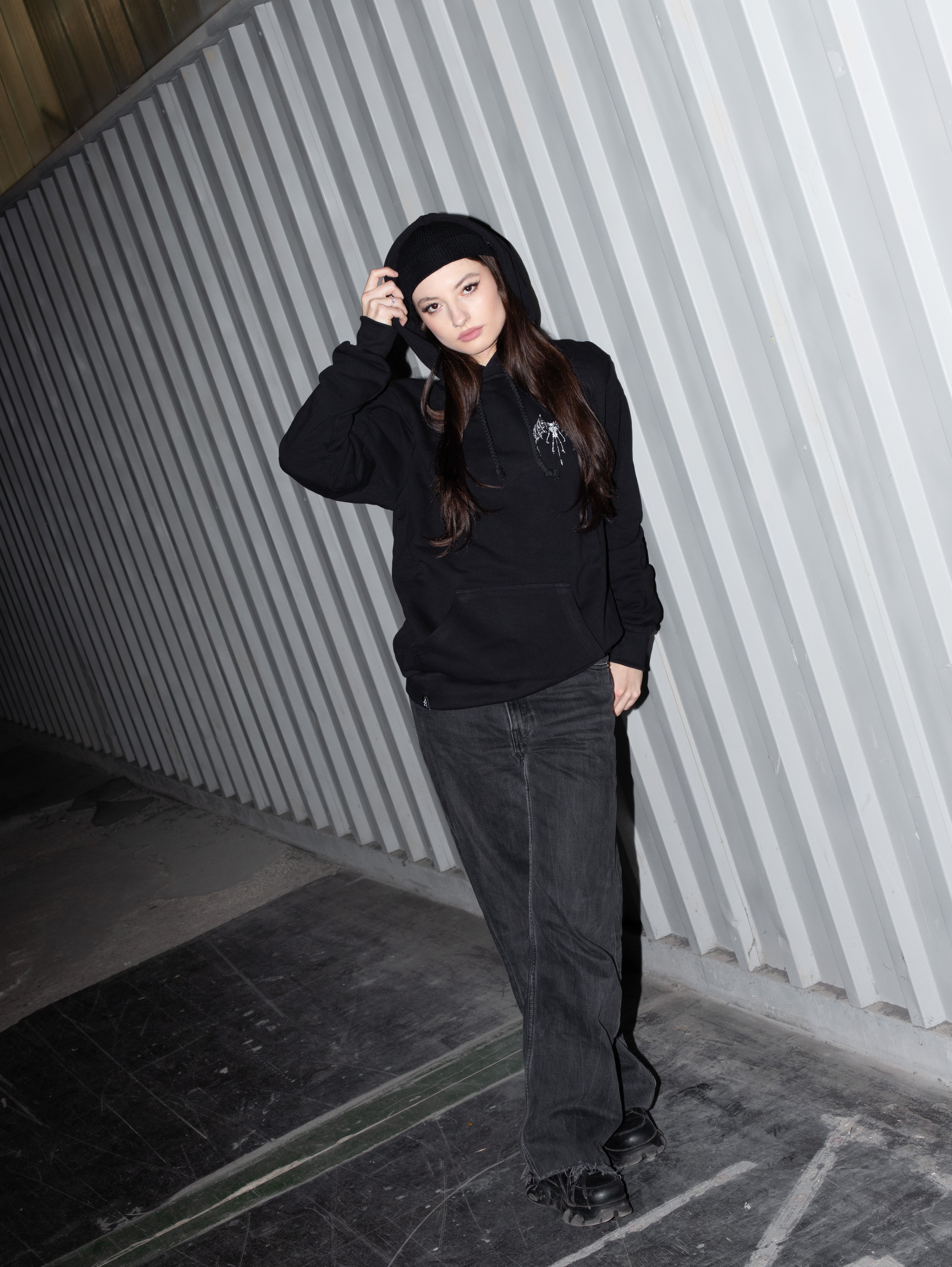 Jak wybrać rozmiar bluzy oversized - Przewodnik rozmiarów Bies Clothing