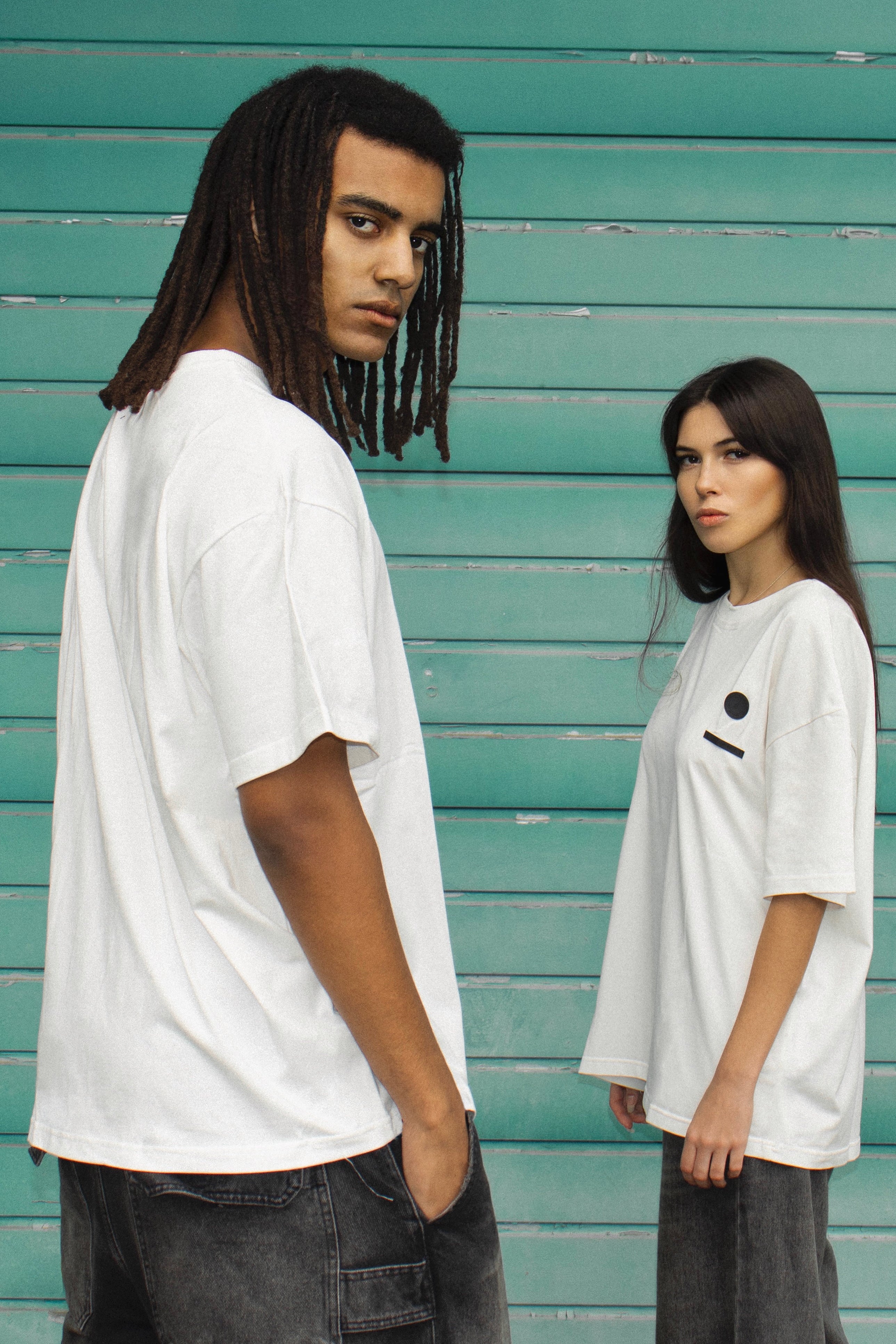 koszulka oversize w kolorze natural z detalem na piersi od marki Bies Clothing -  Alternative & Satanic Polish Streetwear Brand 